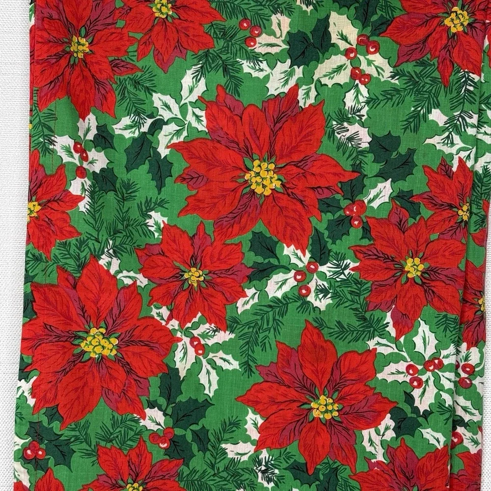 Vintage Handmade Poinsettia Christmas Tablecloth 52